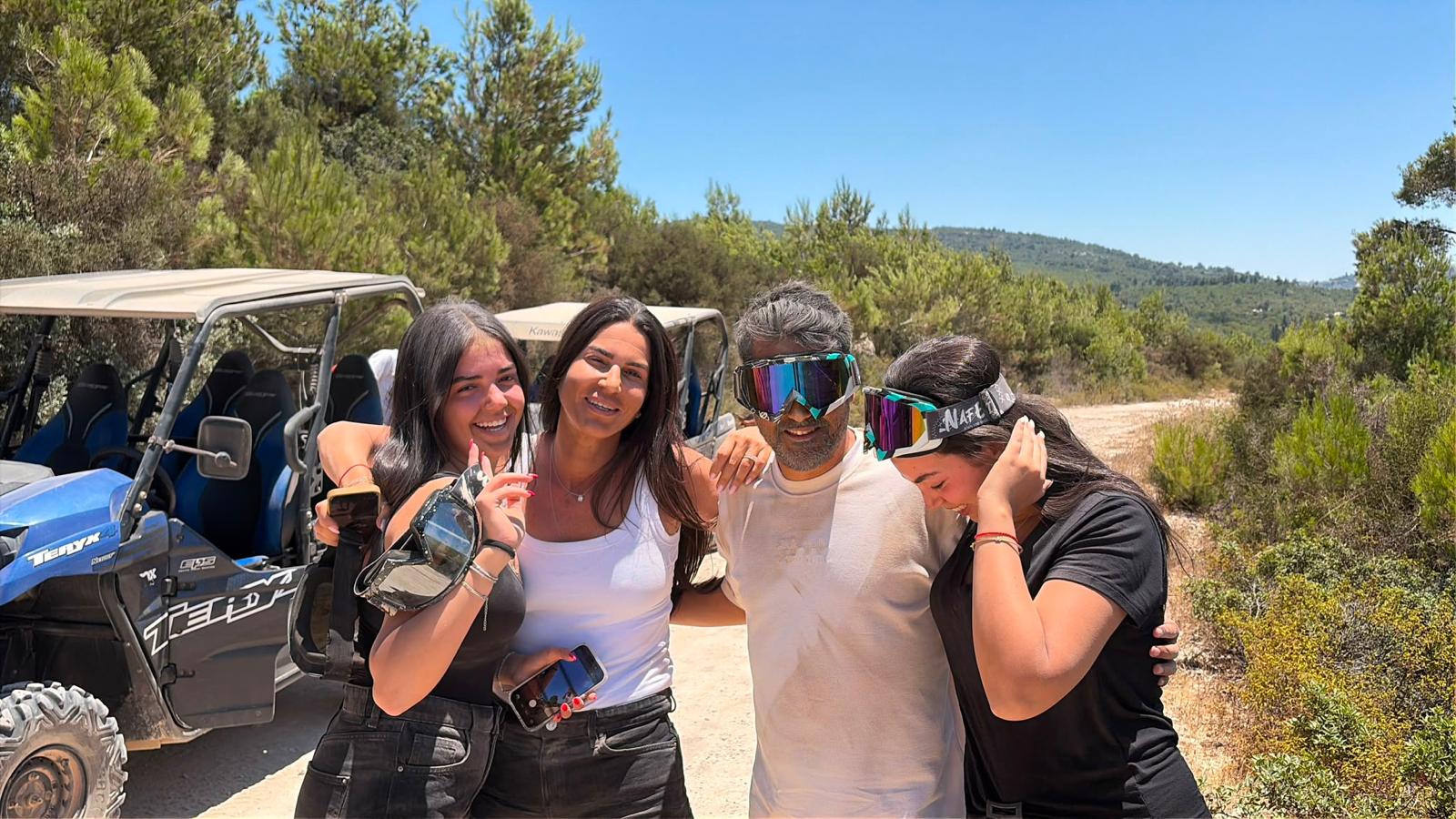 באגי בשטח חוויה קבוצתית